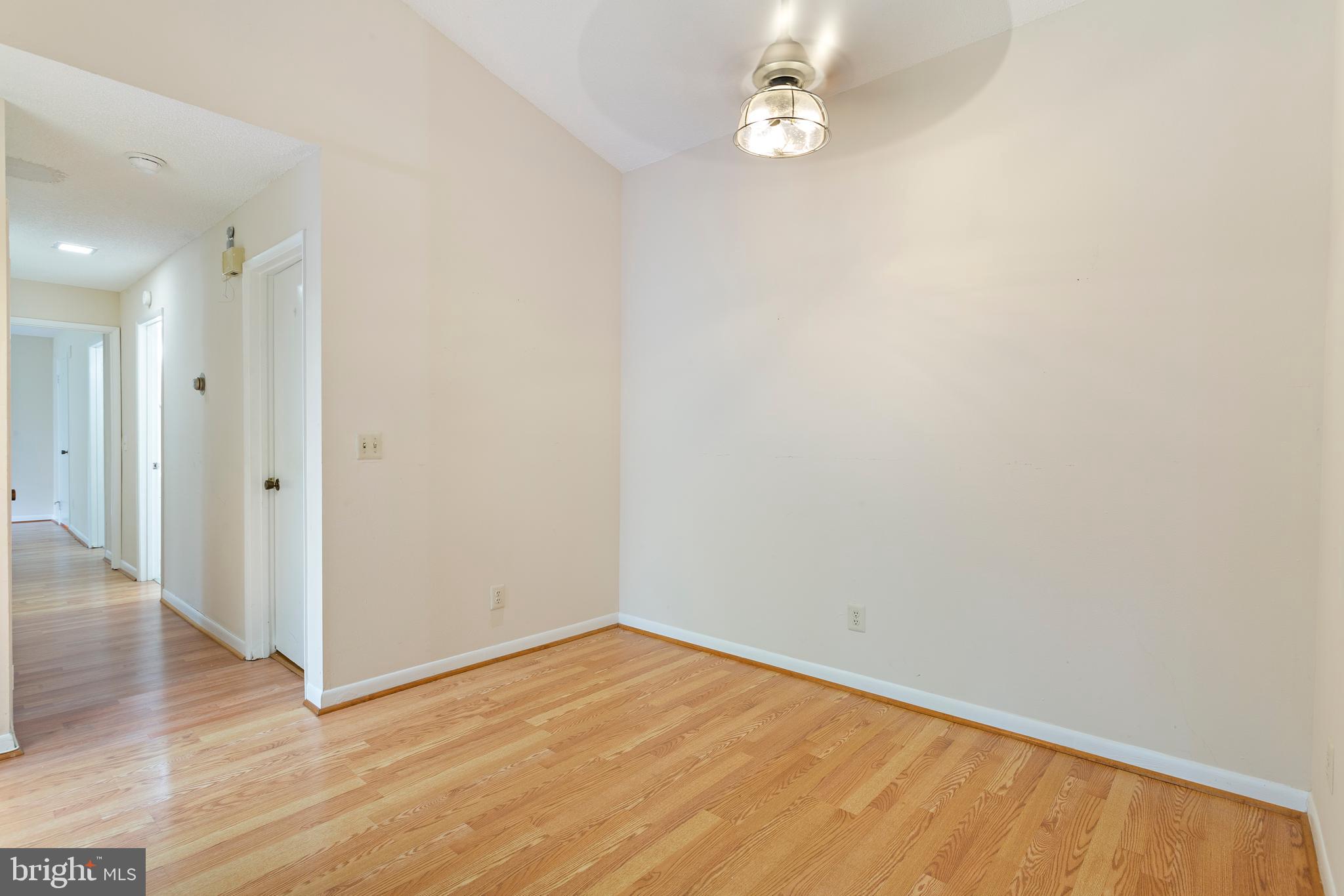 LEISURE WORLD - Residential