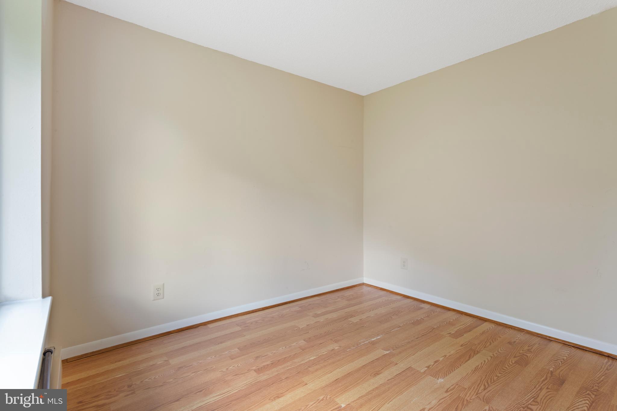 LEISURE WORLD - Residential