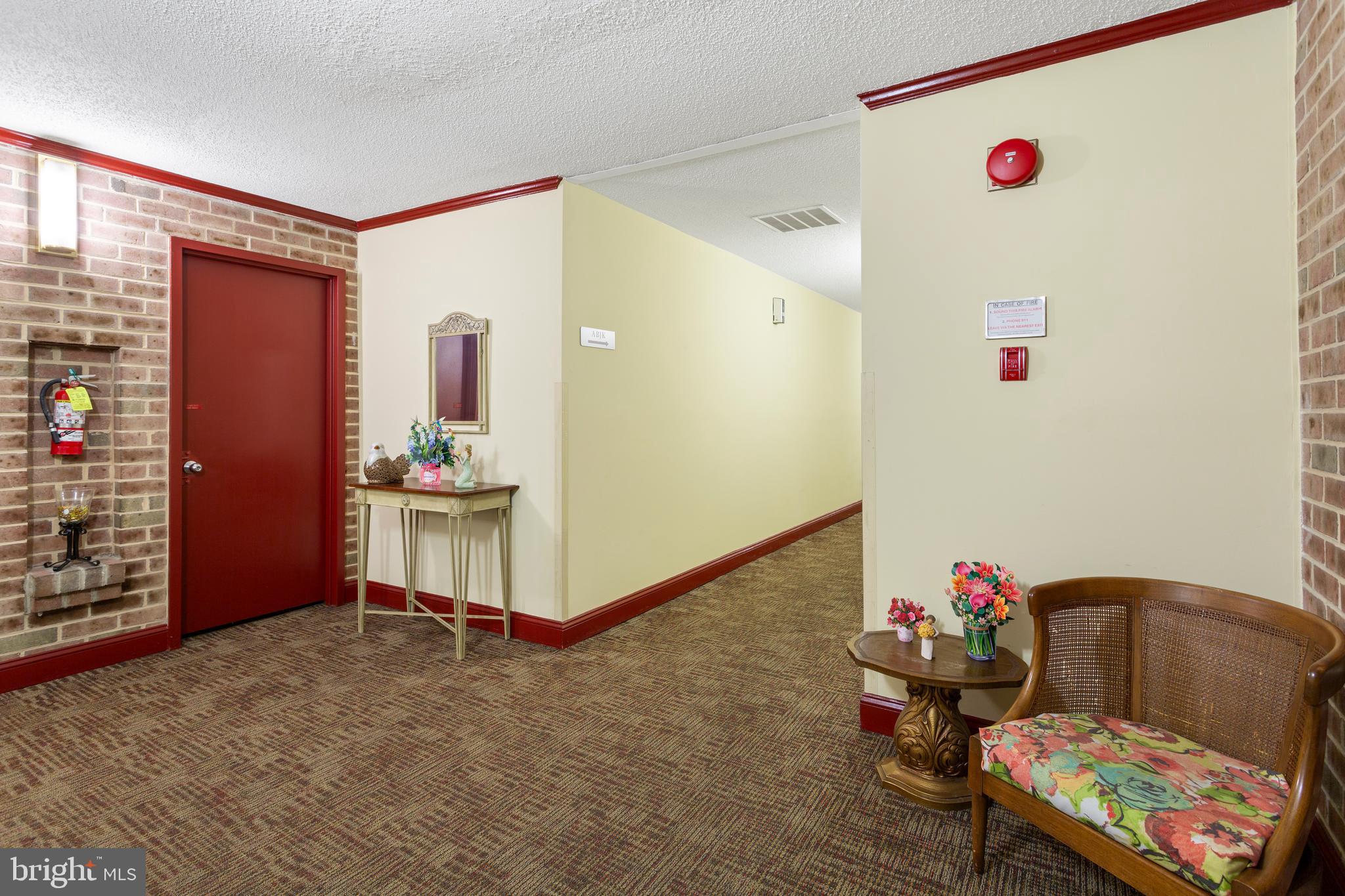 LEISURE WORLD - Residential