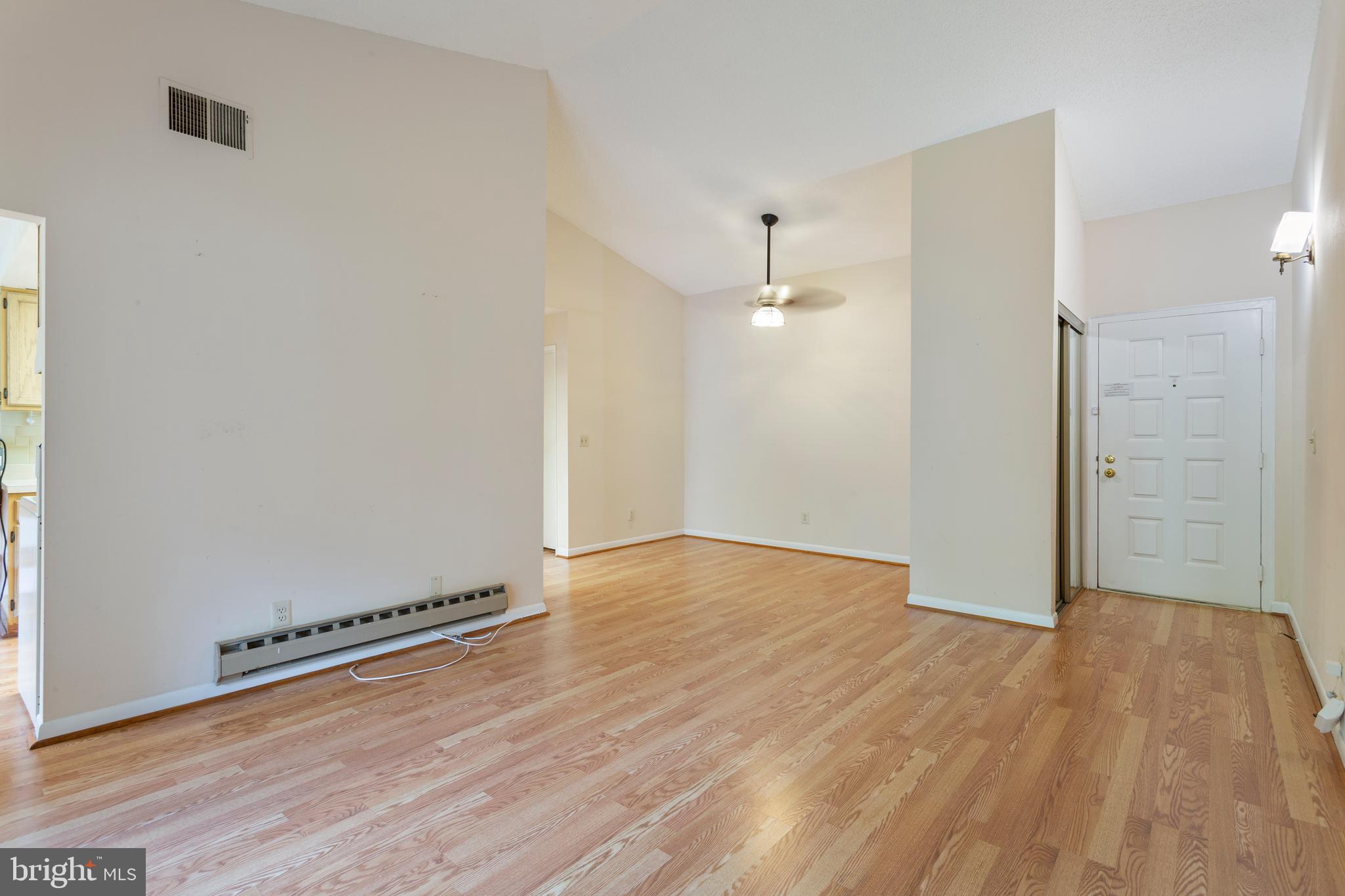 LEISURE WORLD - Residential