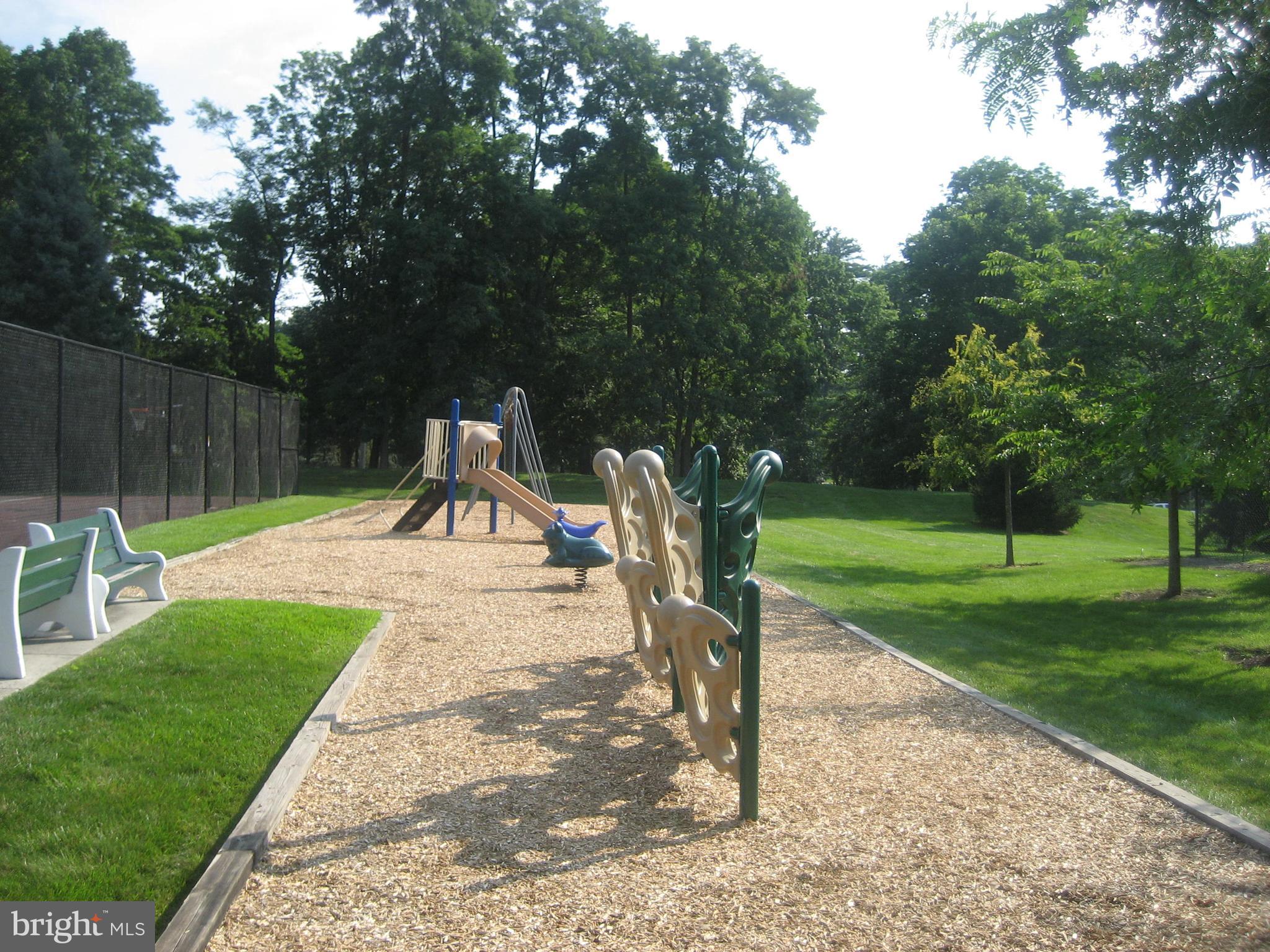 OXFORD OF BLUE BELL - Residential