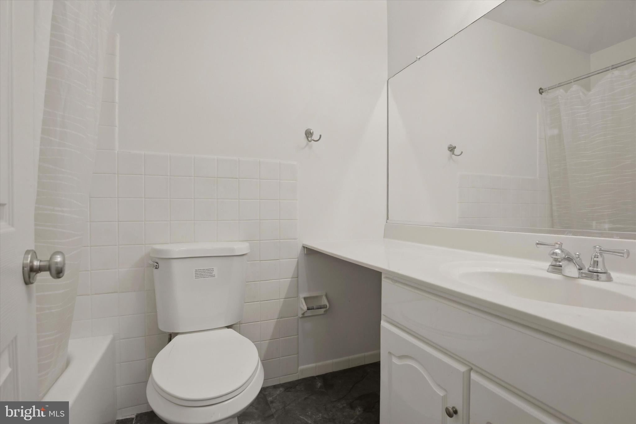 OXFORD OF BLUE BELL - Residential