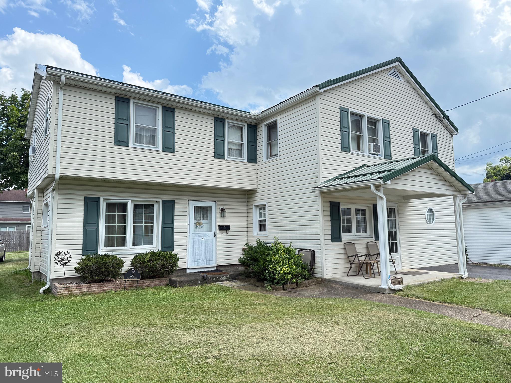26 VERNON STREET