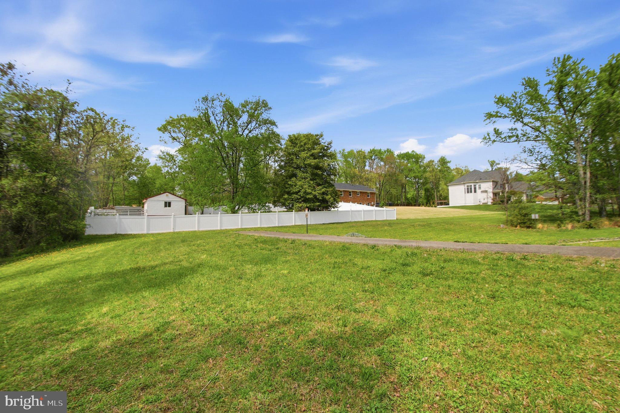 LORFAX HEIGHTS - Residential