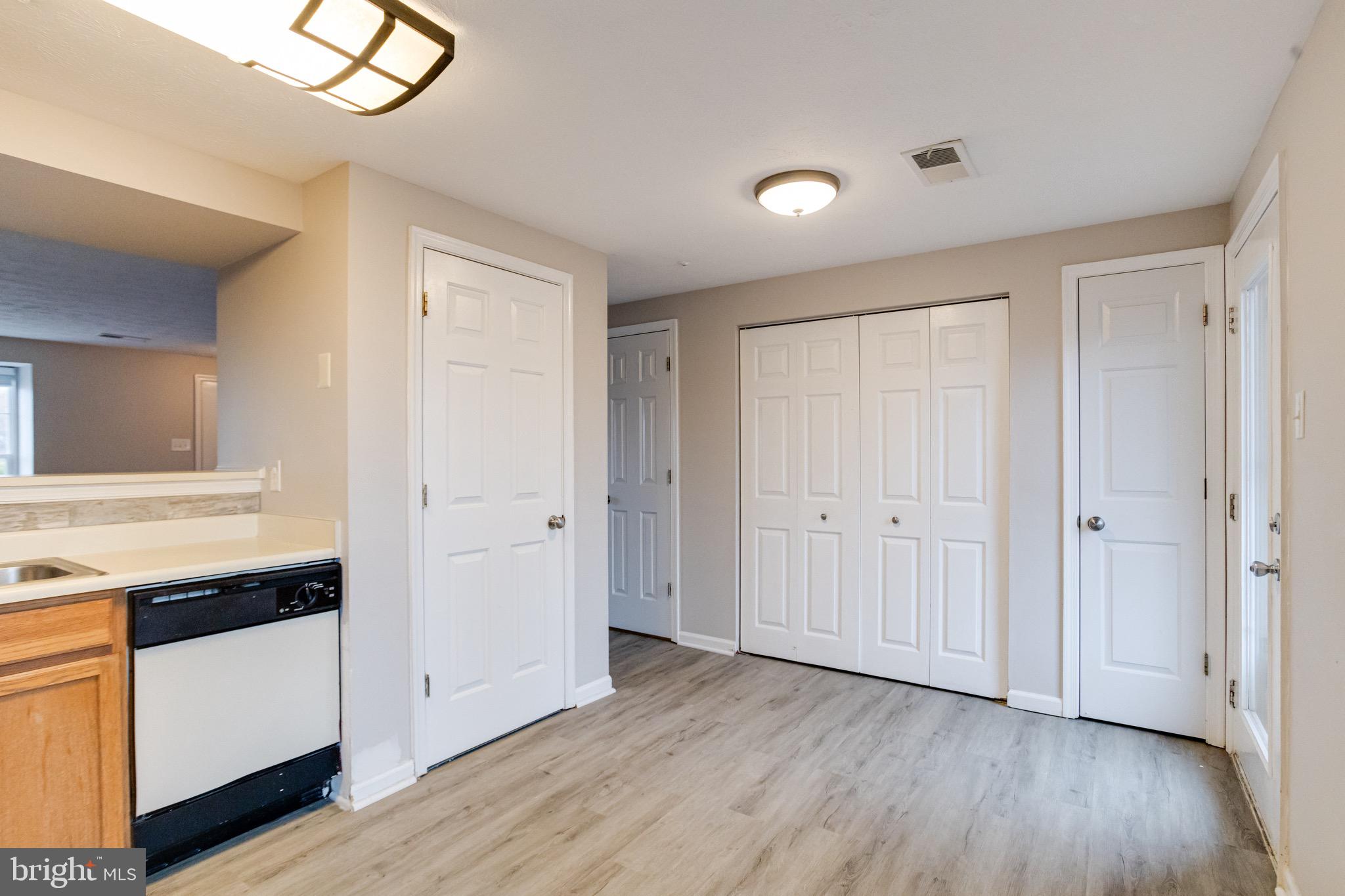 BRENTWOOD PARK - Residential