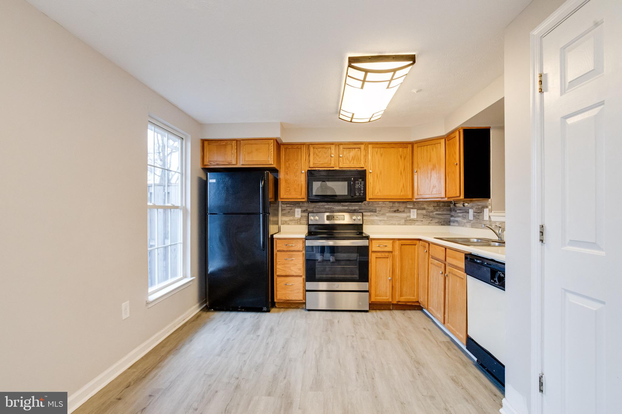 BRENTWOOD PARK - Residential