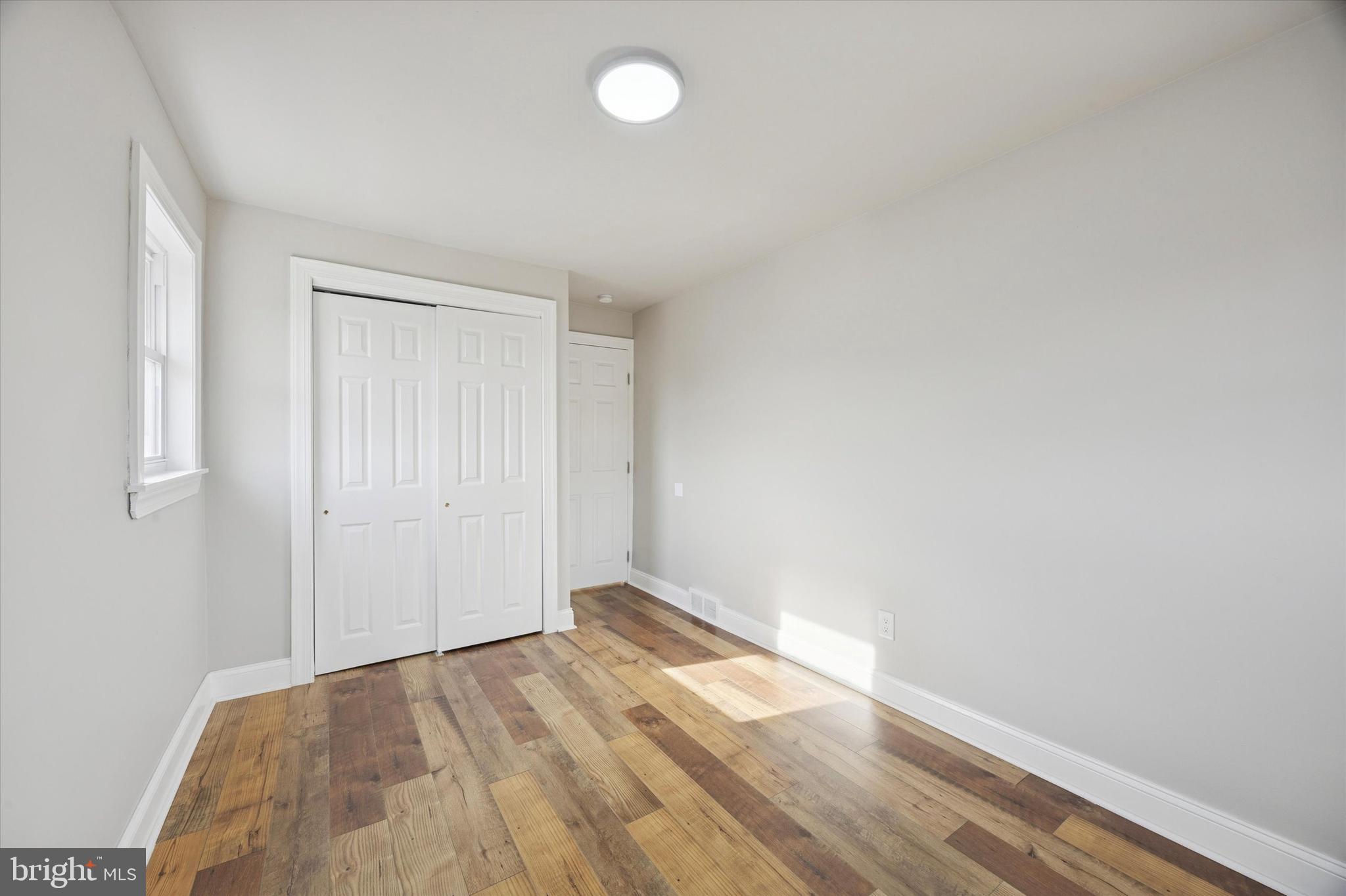 SHARON HILL - Residential