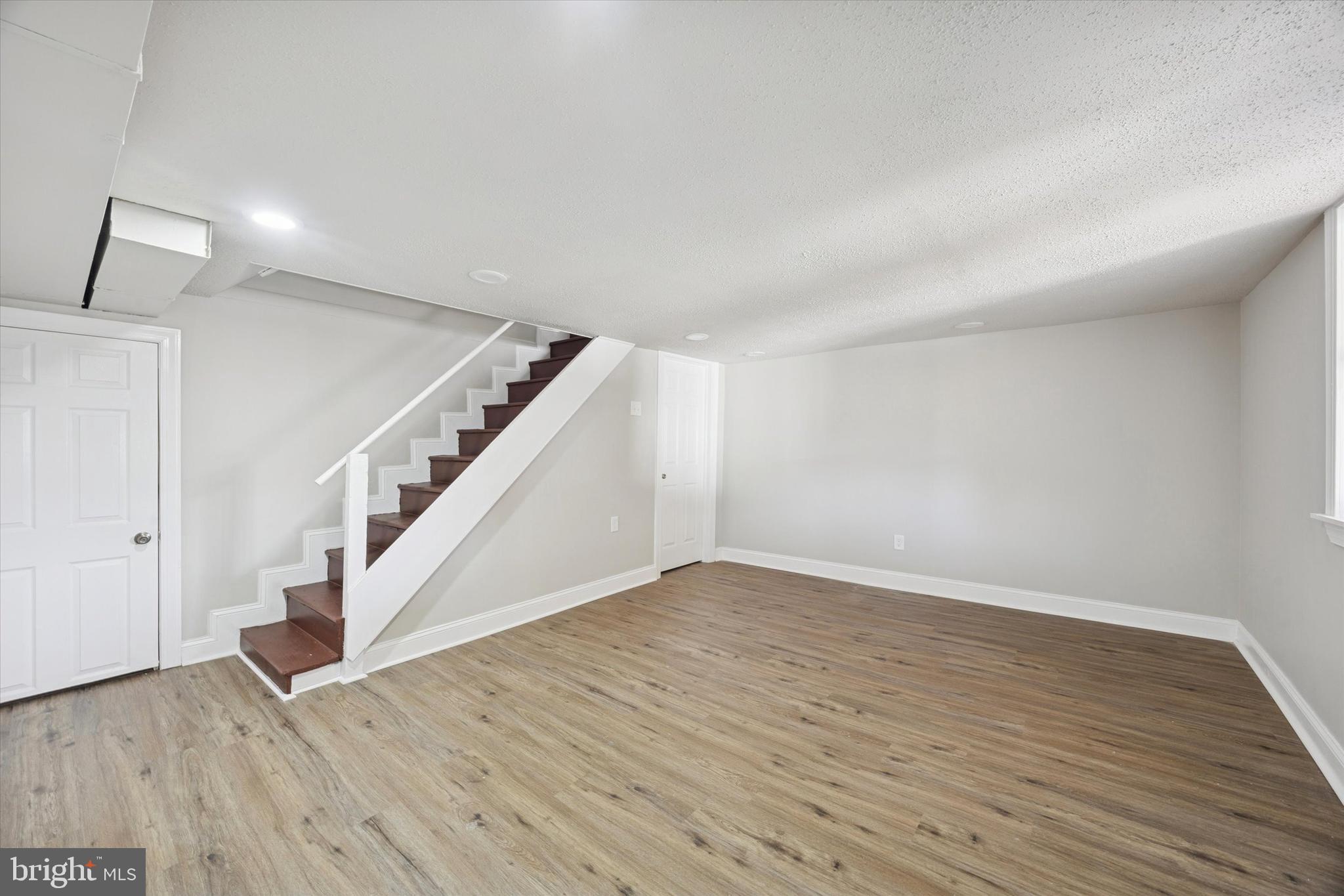 SHARON HILL - Residential