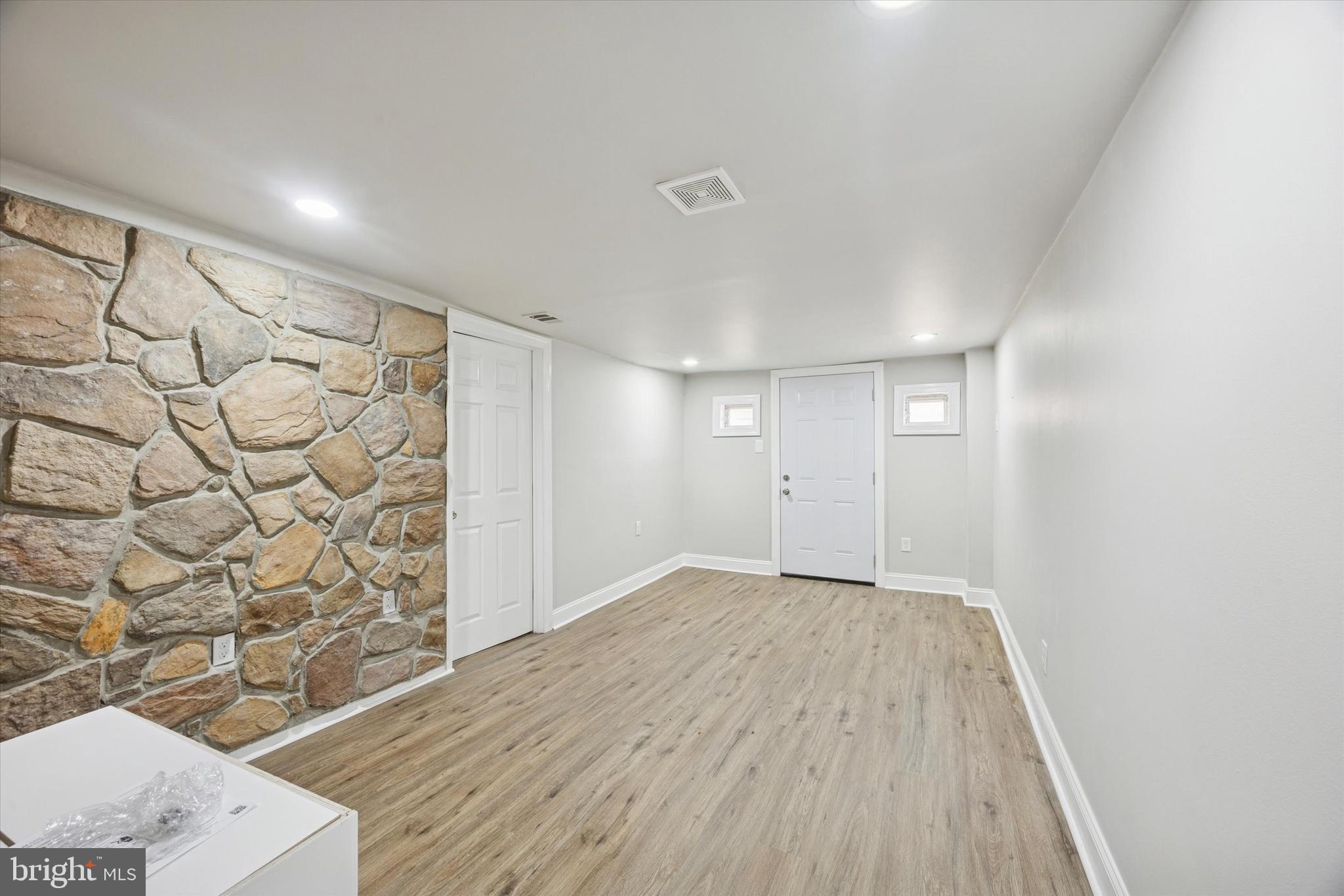 SHARON HILL - Residential