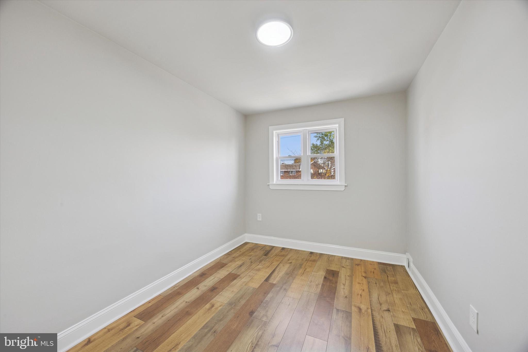 SHARON HILL - Residential