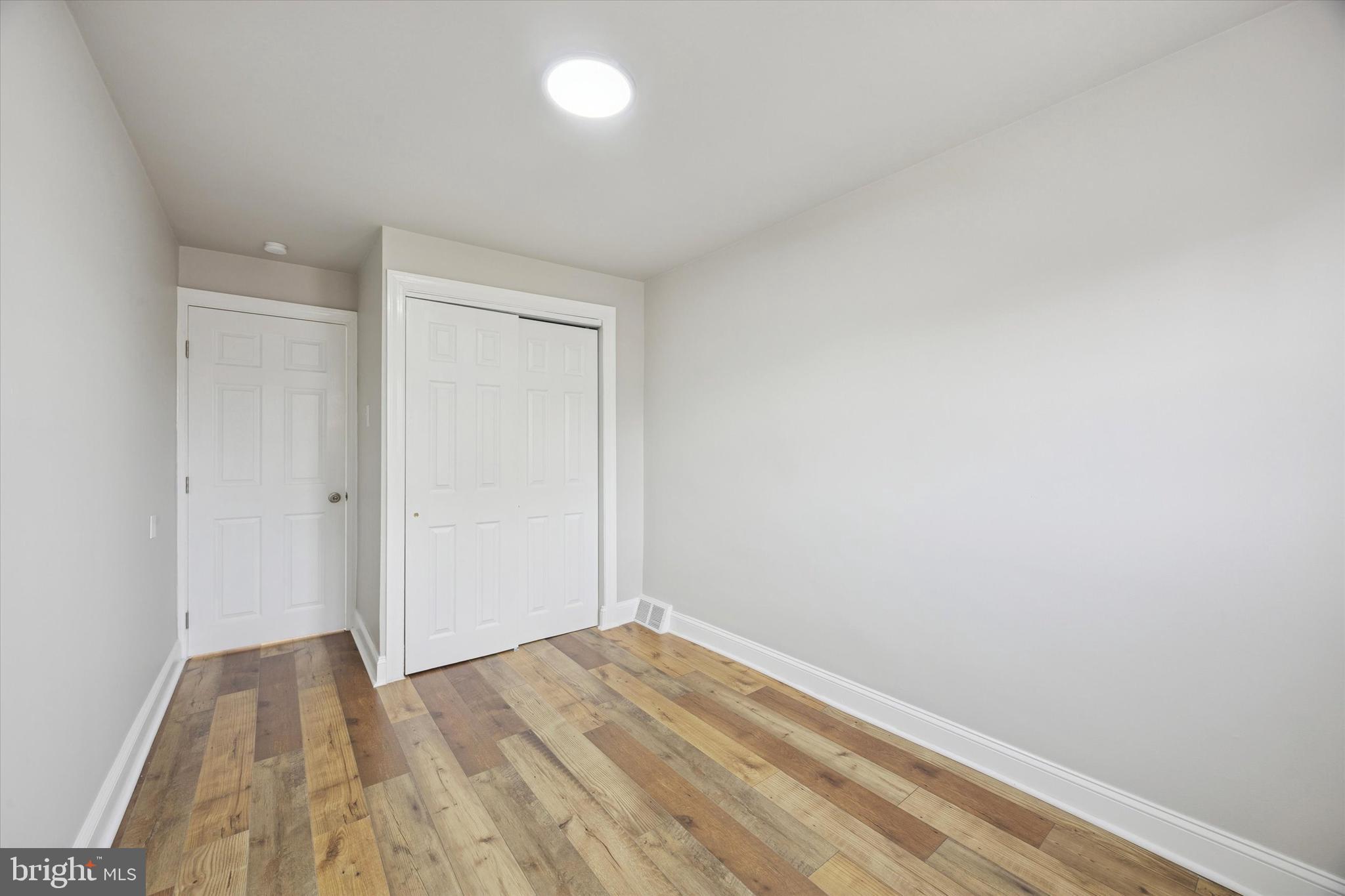 SHARON HILL - Residential