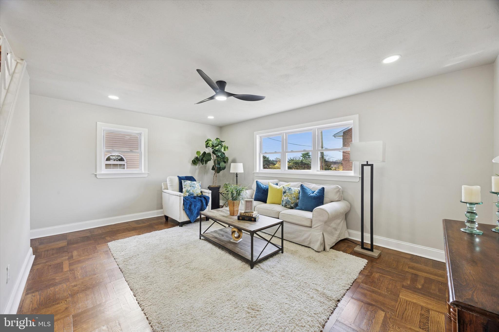 SHARON HILL - Residential