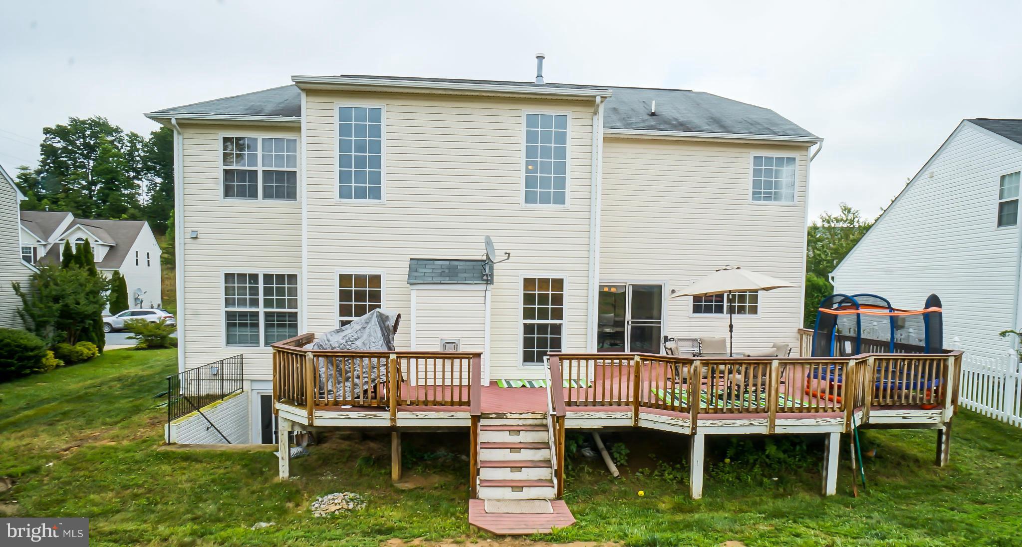 WAYSIDE VILLAGE - Residential