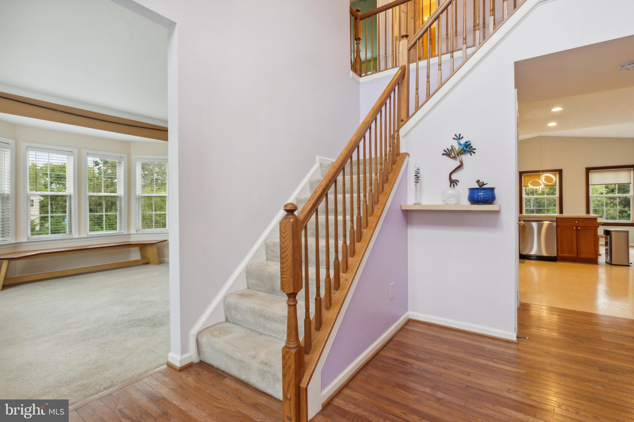 RIVER HILLS - Residential