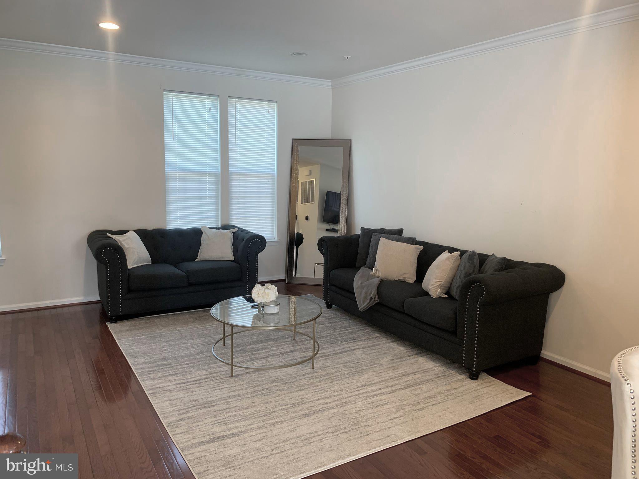 ESPLANADE AT RED RUN - Residential Lease