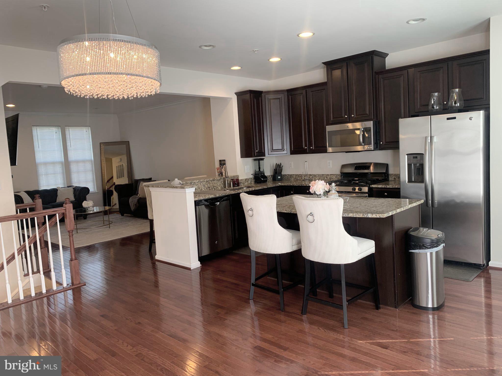 ESPLANADE AT RED RUN - Residential Lease