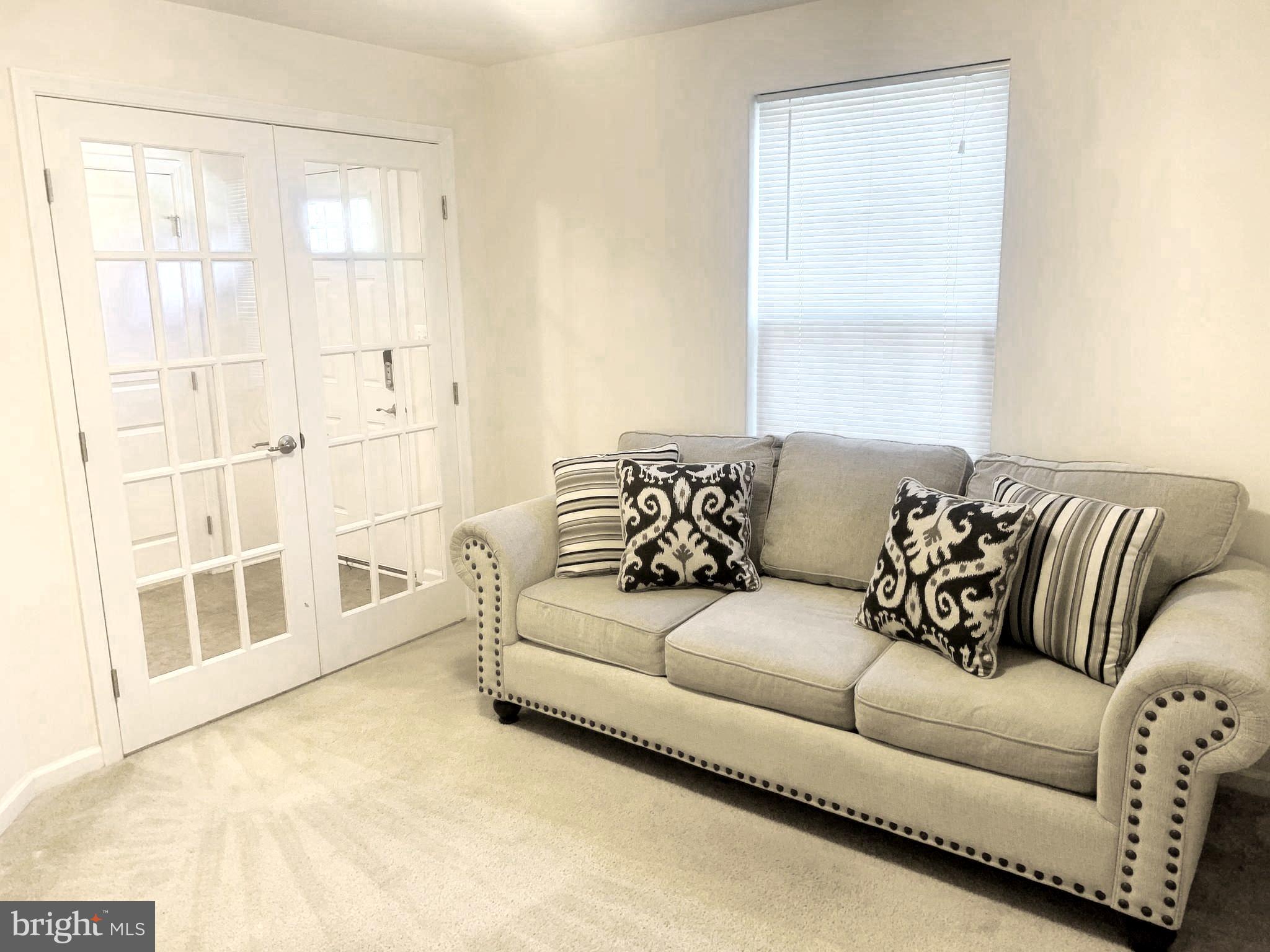 ESPLANADE AT RED RUN - Residential Lease