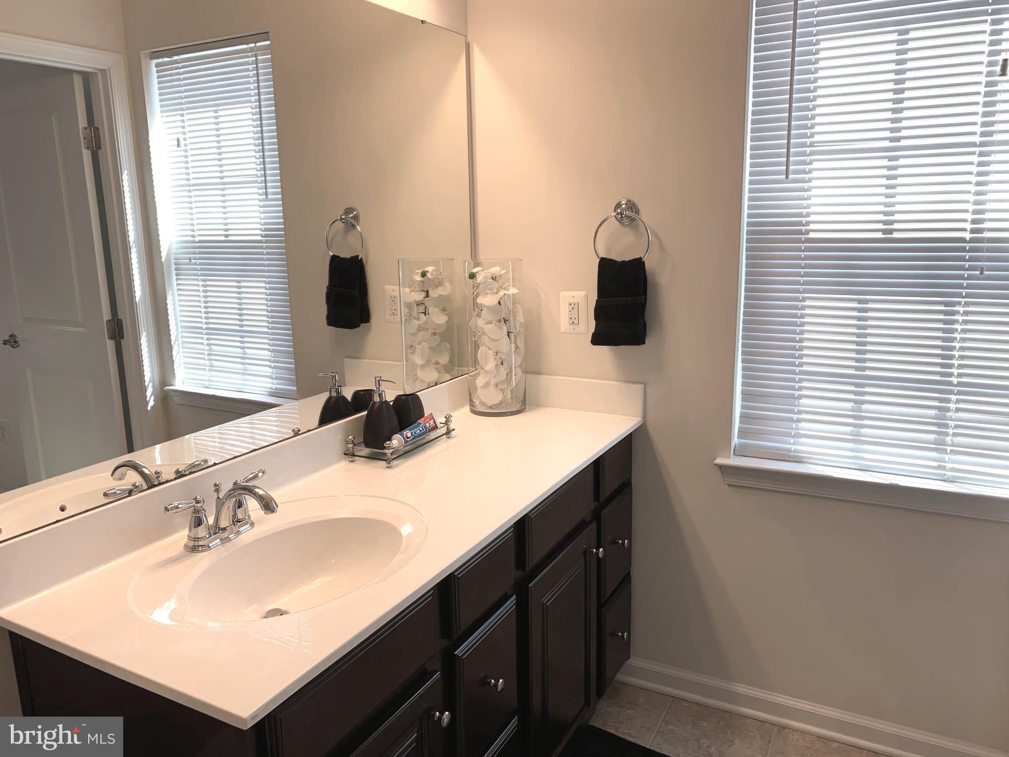 ESPLANADE AT RED RUN - Residential Lease