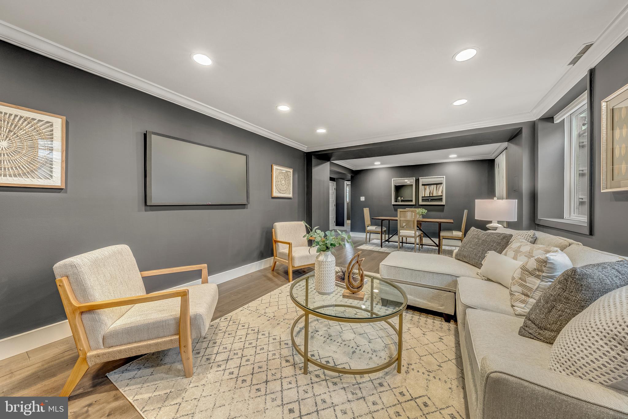 DIVINES CHESTERBROOK - Residential