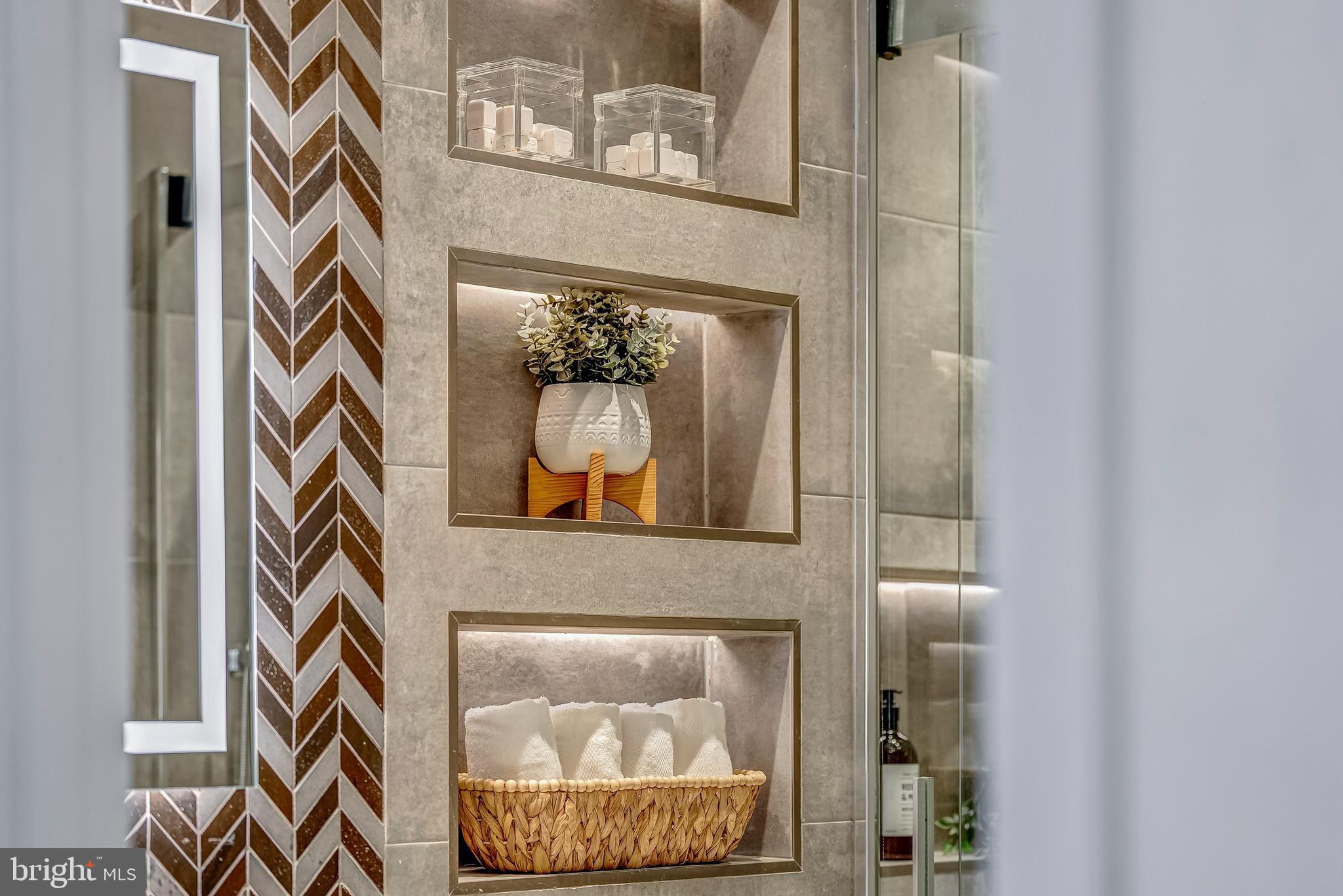 DIVINES CHESTERBROOK - Residential