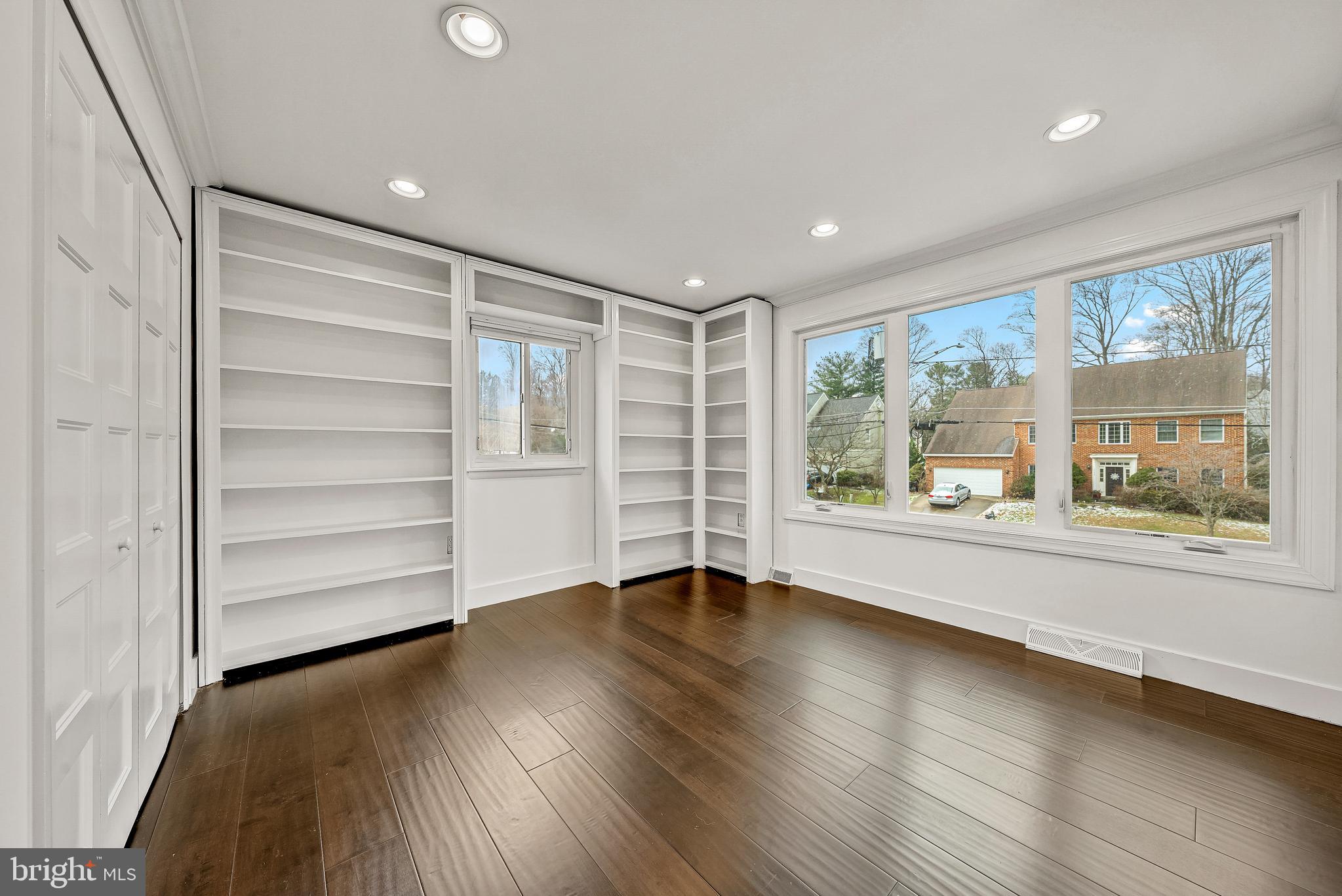 DIVINES CHESTERBROOK - Residential