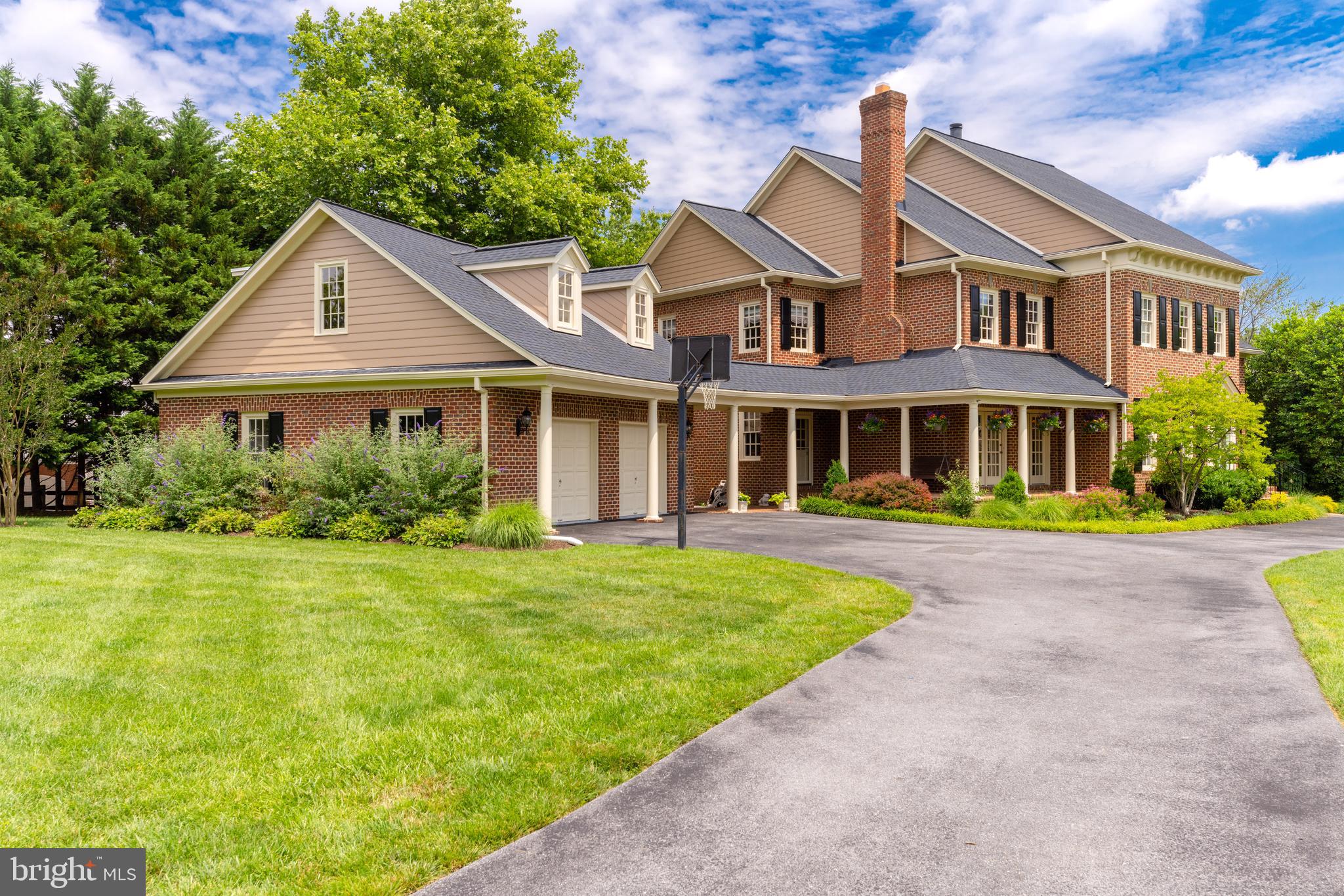 MCAULEY PARK - Residential