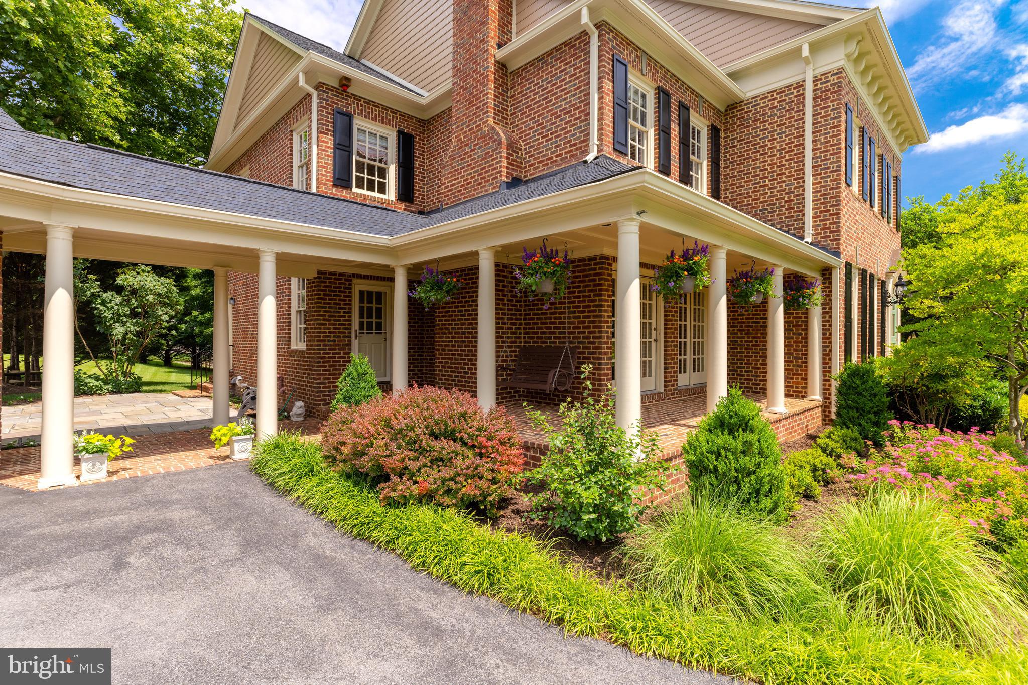 MCAULEY PARK - Residential