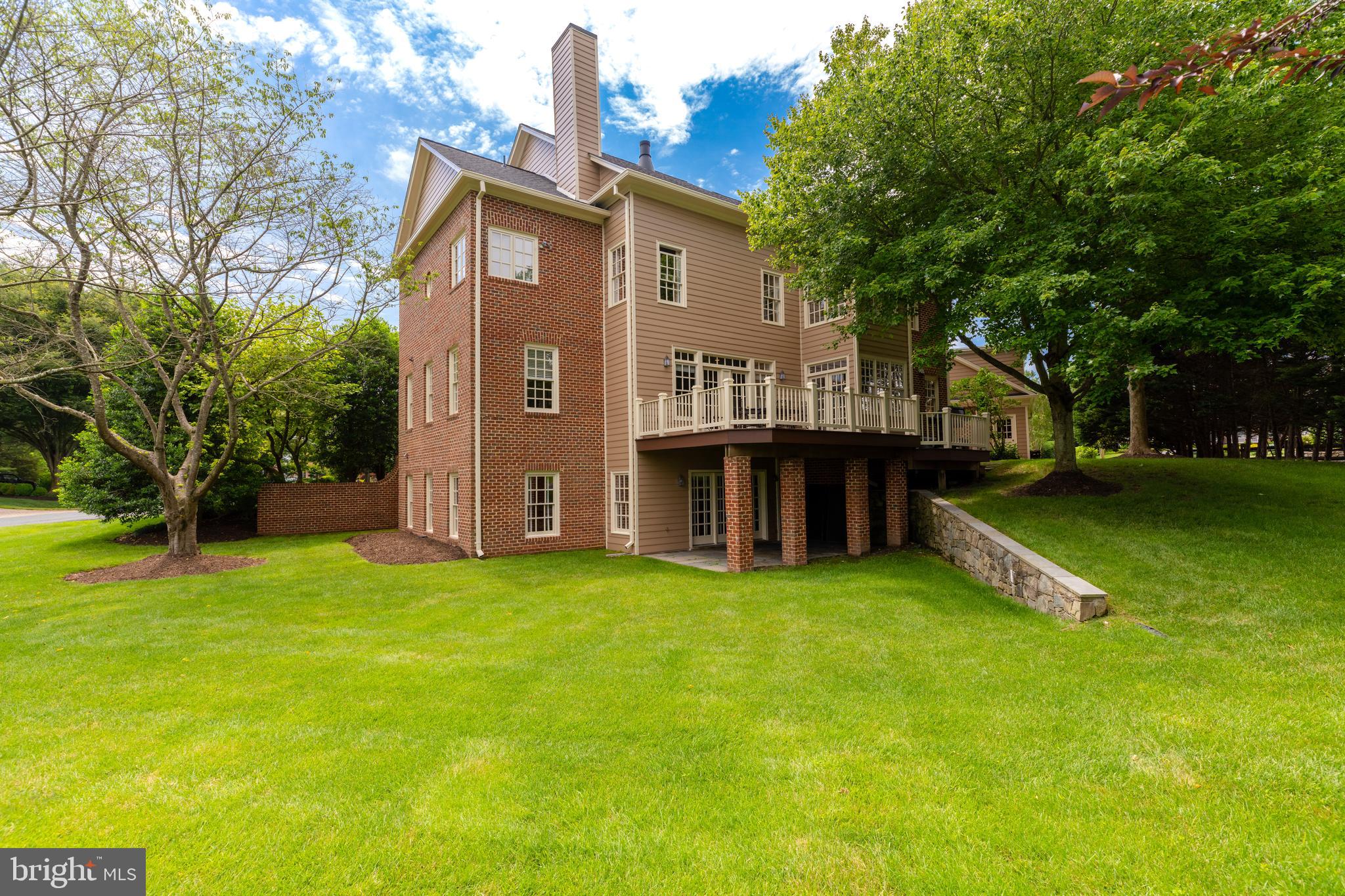 MCAULEY PARK - Residential