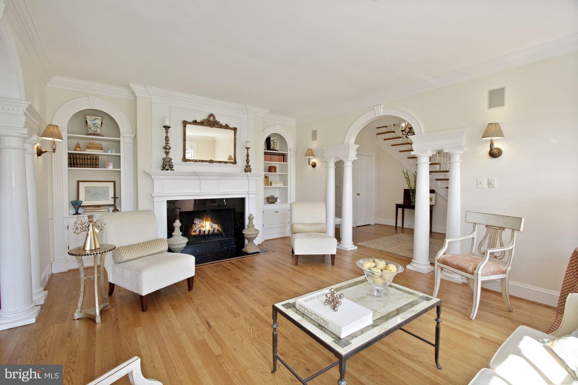 MCAULEY PARK - Residential