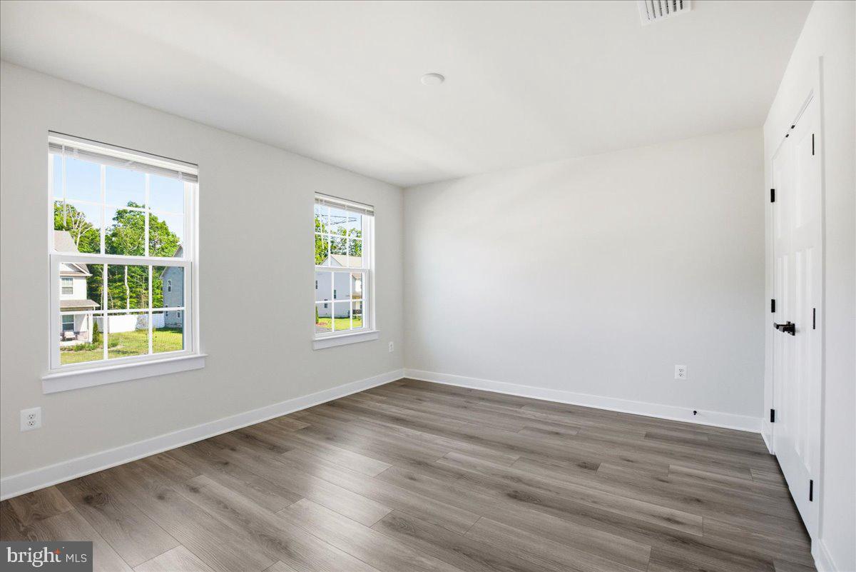 BRENTWOOD - Residential