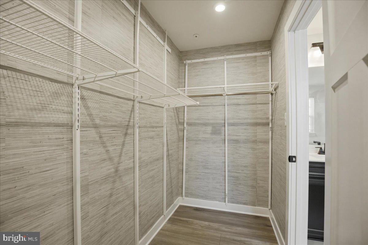 BRENTWOOD - Residential