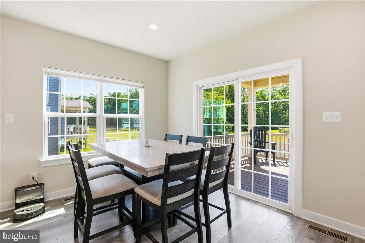 BRENTWOOD - Residential