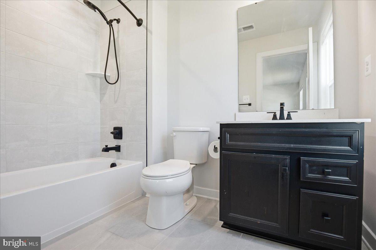 BRENTWOOD - Residential