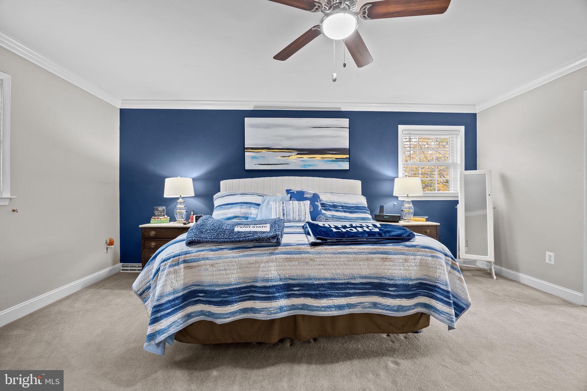 EDGEBROOK - Residential