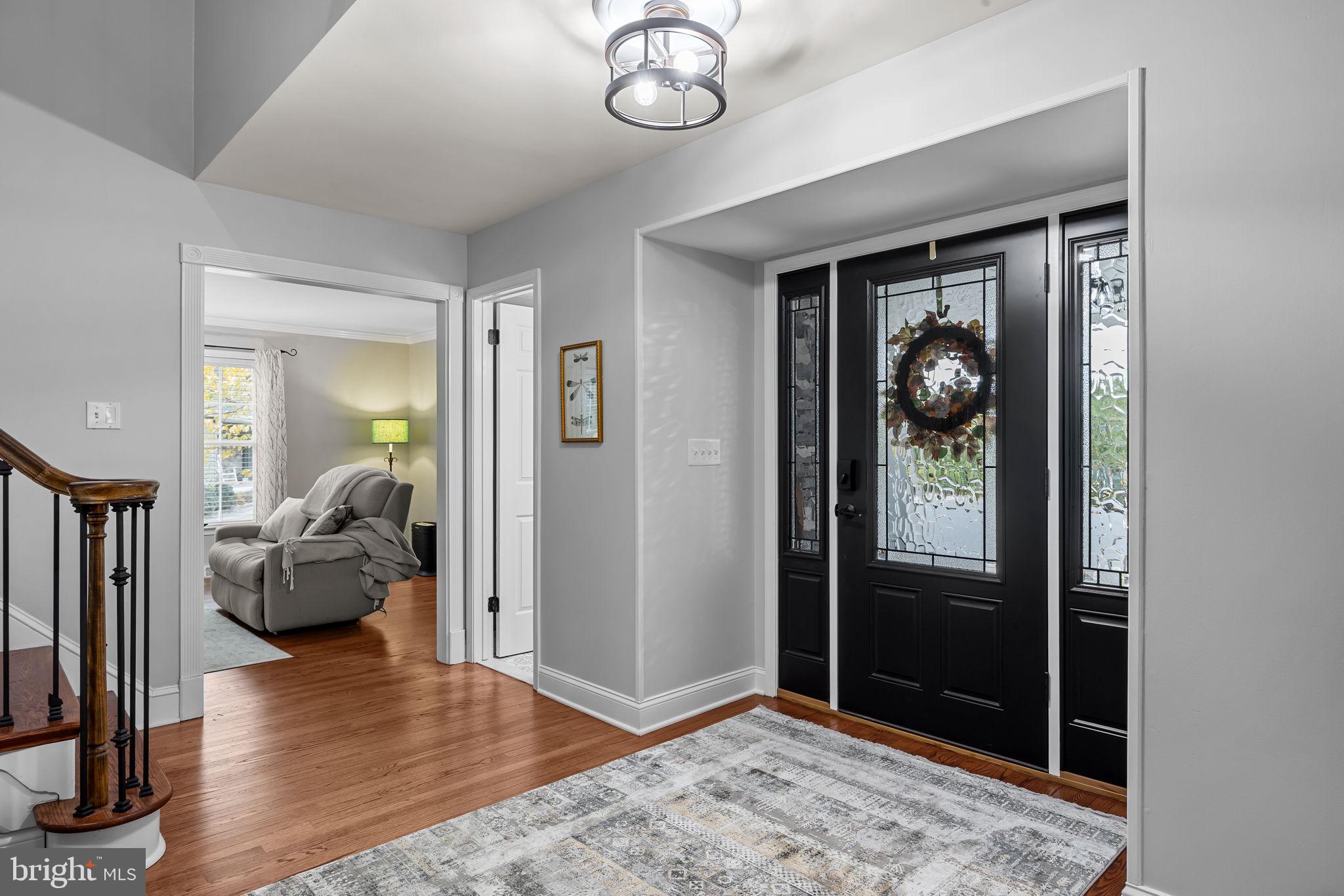 EDGEBROOK - Residential