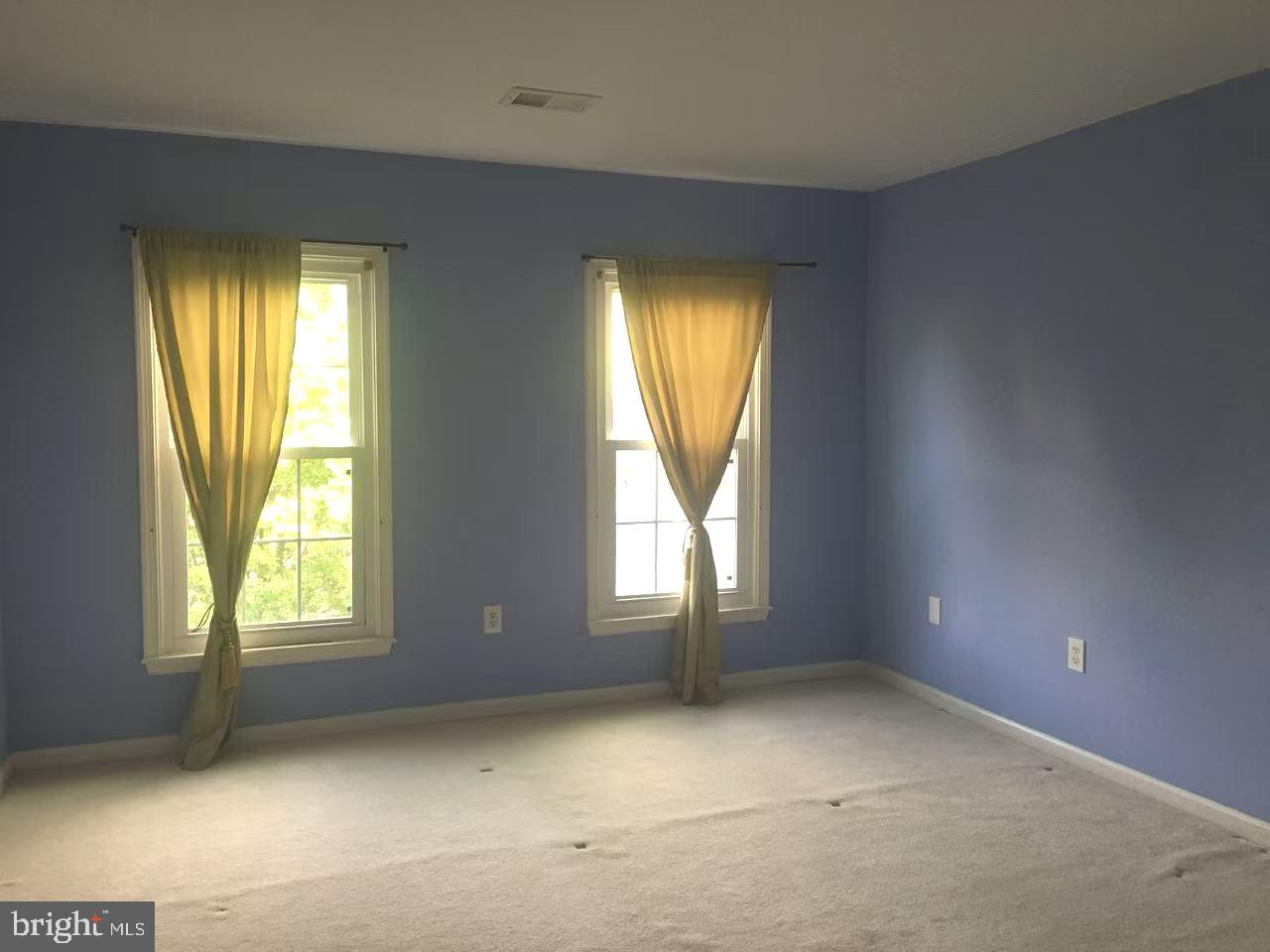 CAMERON CHASE - Residential Lease