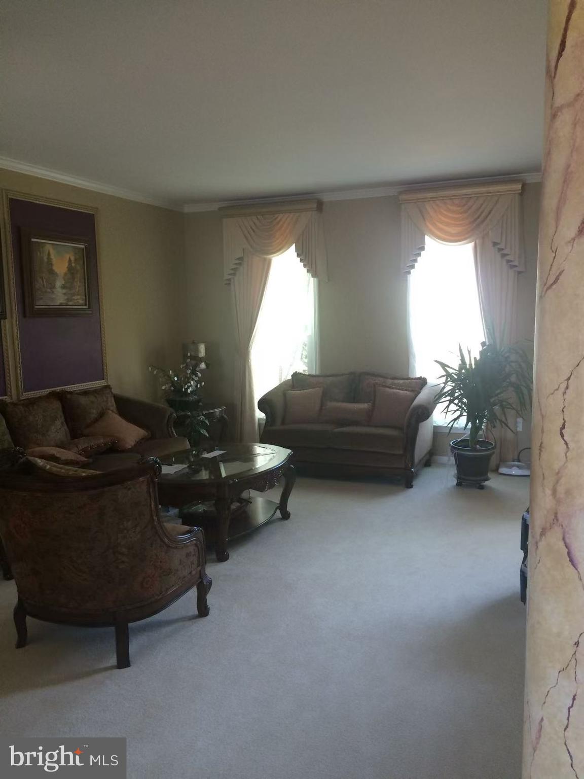 CAMERON CHASE - Residential Lease