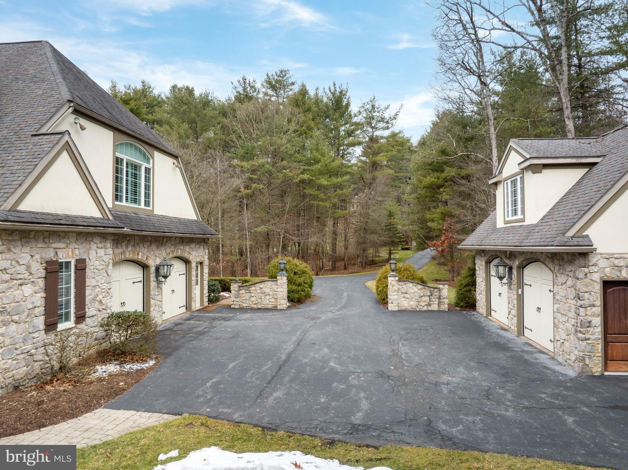 CEDAR CLIFF - Residential