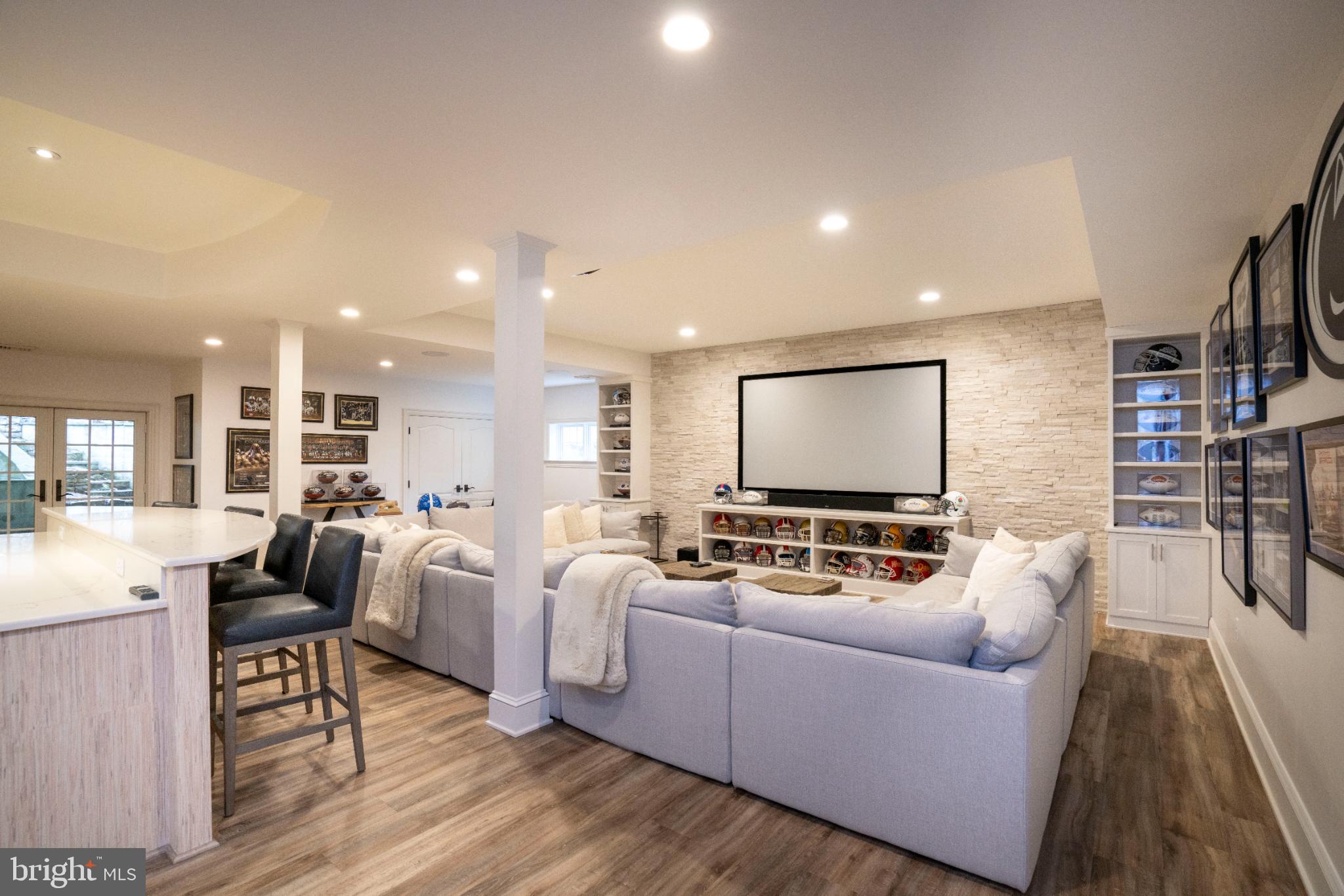 CEDAR CLIFF - Residential