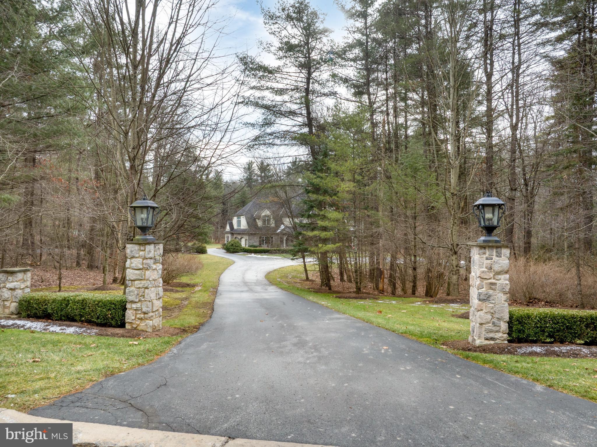 CEDAR CLIFF - Residential