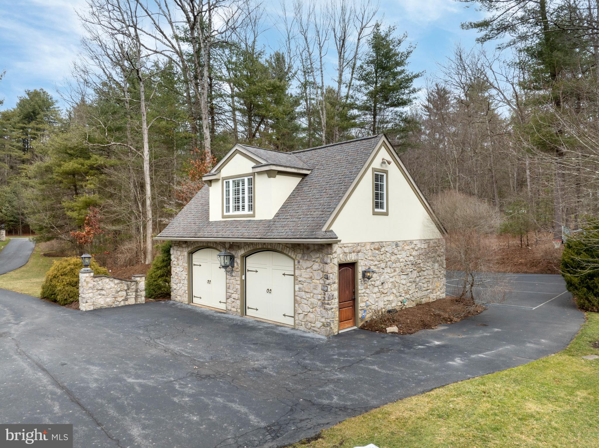 CEDAR CLIFF - Residential