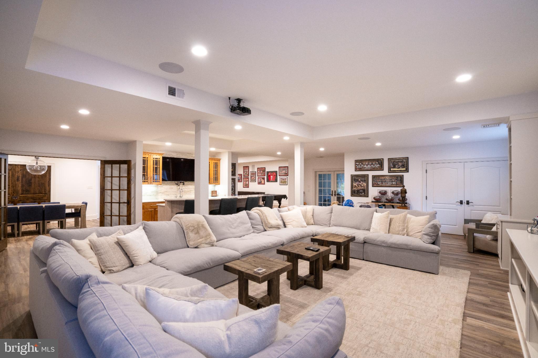 CEDAR CLIFF - Residential