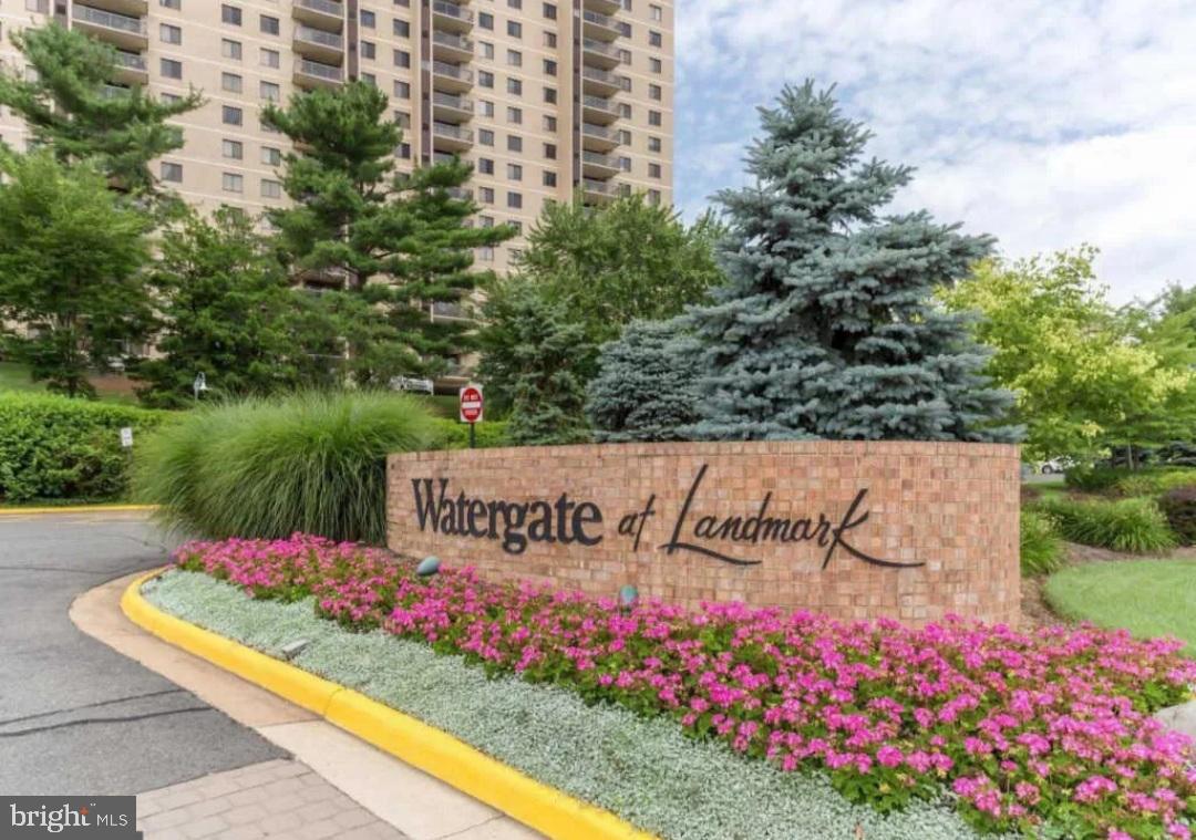 309 YOAKUM PARKWAY 514