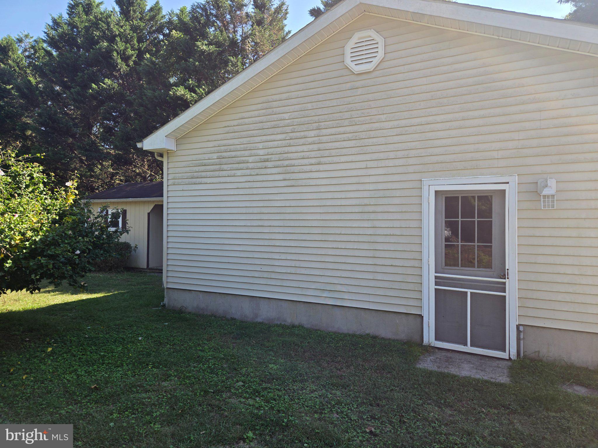 504 FERNWOOD DRIVE