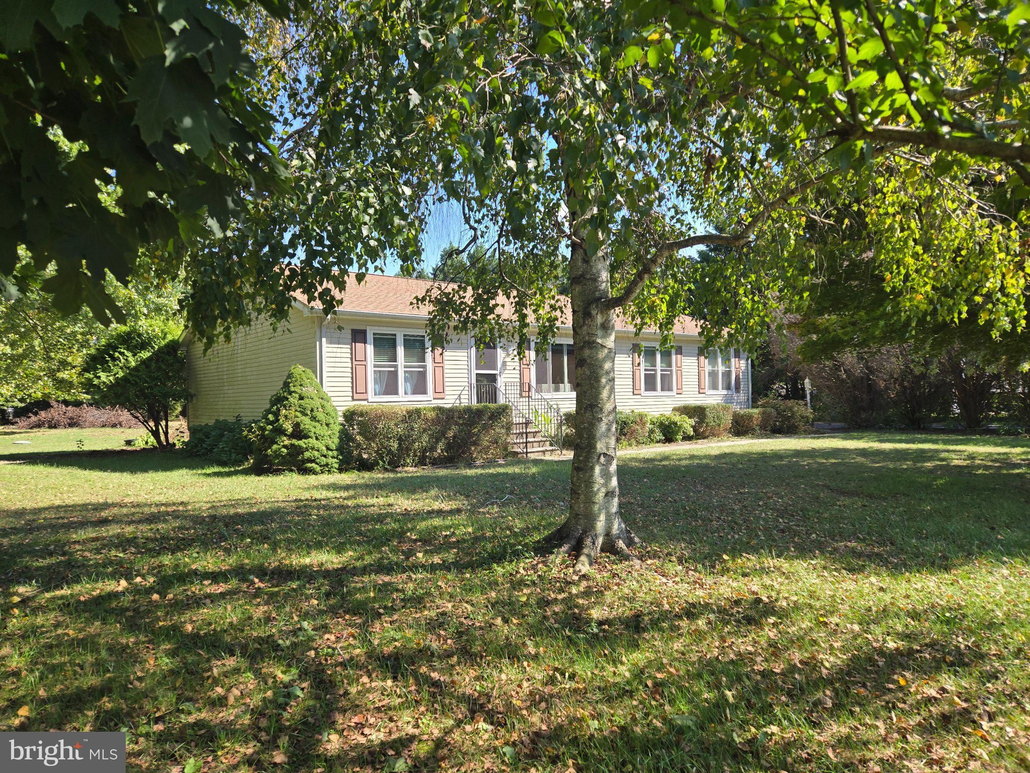 504 FERNWOOD DRIVE