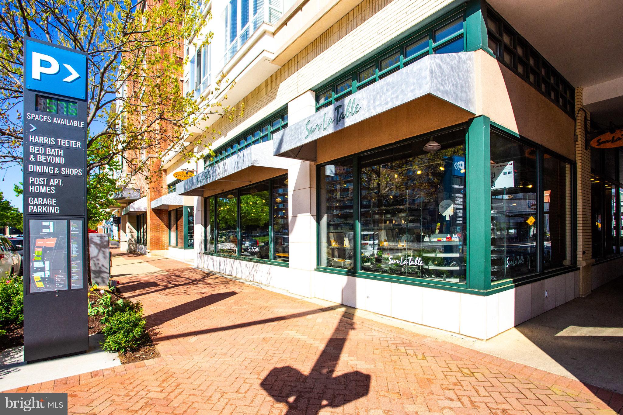 CRYSTAL GATEWAY - Residential