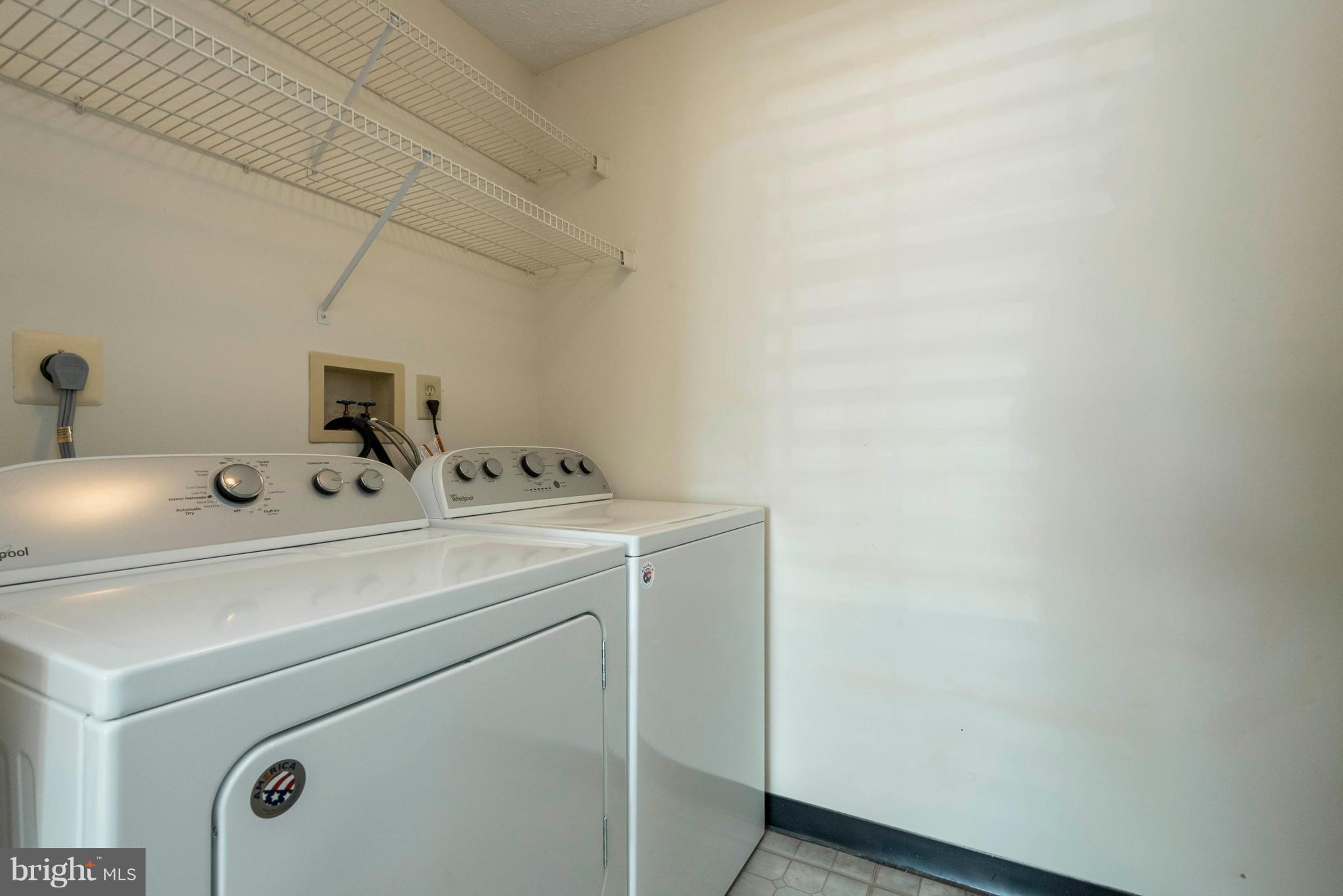 PINEY ORCHARD - Residential Lease