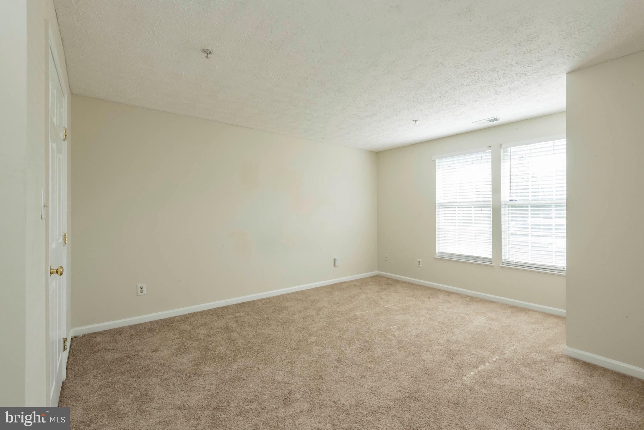 PINEY ORCHARD - Residential Lease