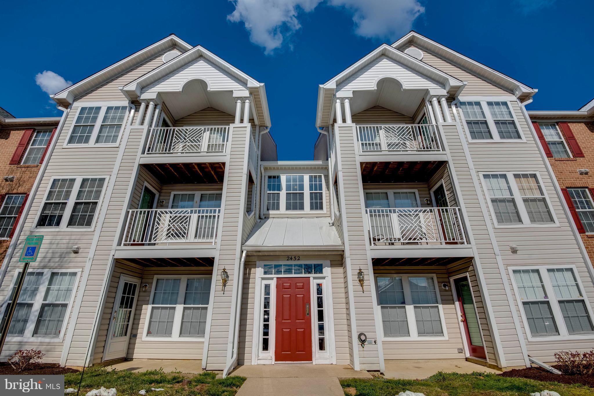 PINEY ORCHARD - Residential Lease