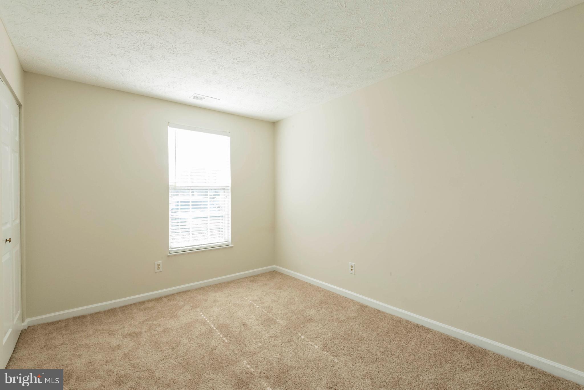 PINEY ORCHARD - Residential Lease